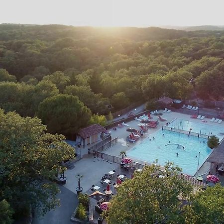 ホテル Camping Les Reflets Du Quercy Crayssac エクステリア 写真