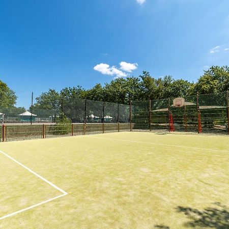 ホテル Camping Les Reflets Du Quercy Crayssac エクステリア 写真
