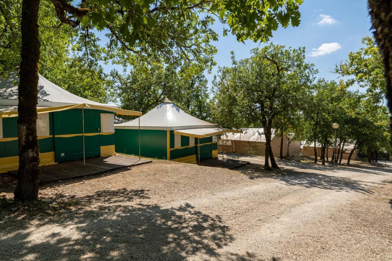ホテル Camping Les Reflets Du Quercy Crayssac エクステリア 写真