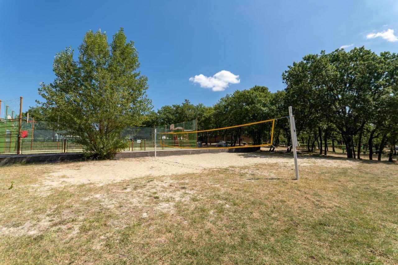 ホテル Camping Les Reflets Du Quercy Crayssac エクステリア 写真