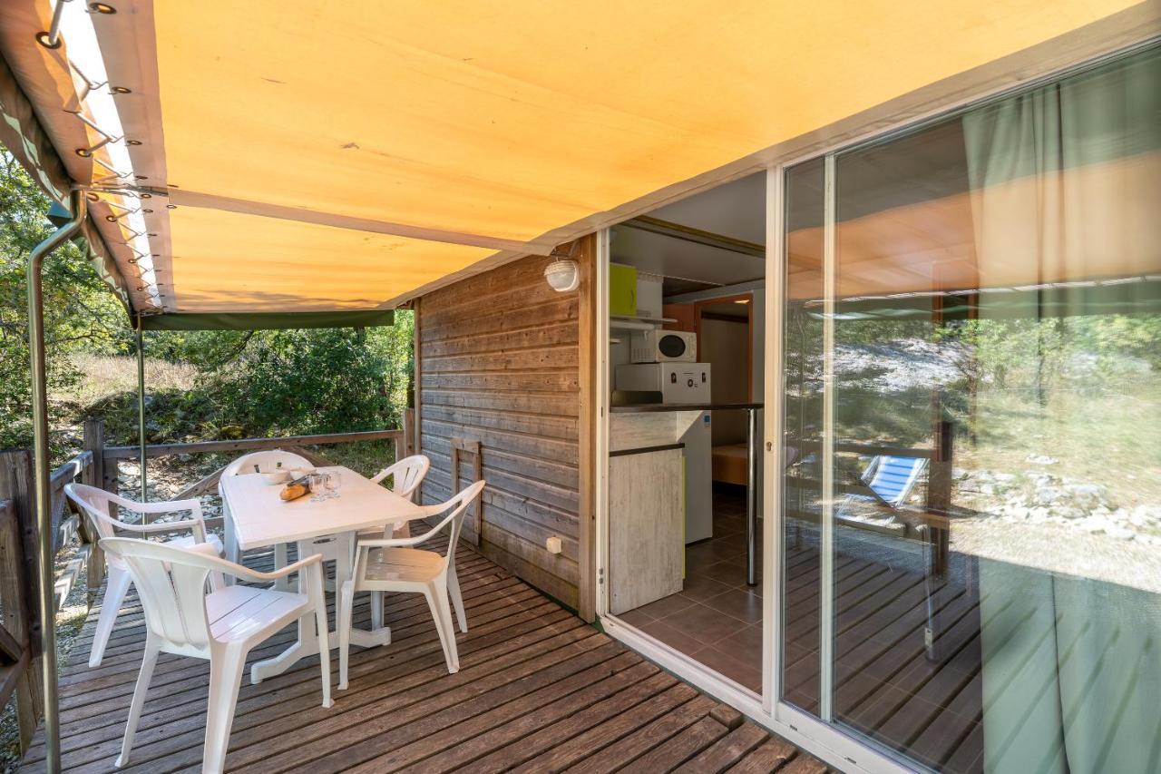 ホテル Camping Les Reflets Du Quercy Crayssac エクステリア 写真